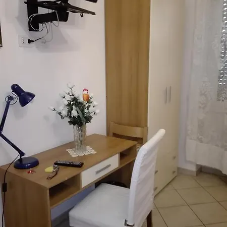 Casa Paola Alojamento de Acomodação e Pequeno-almoço Roma